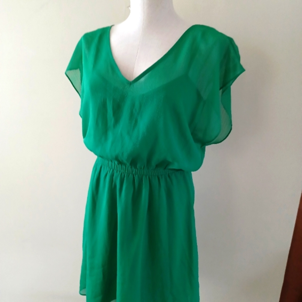 NWOT Express Beautiful Green Chiffon Dress Size Small